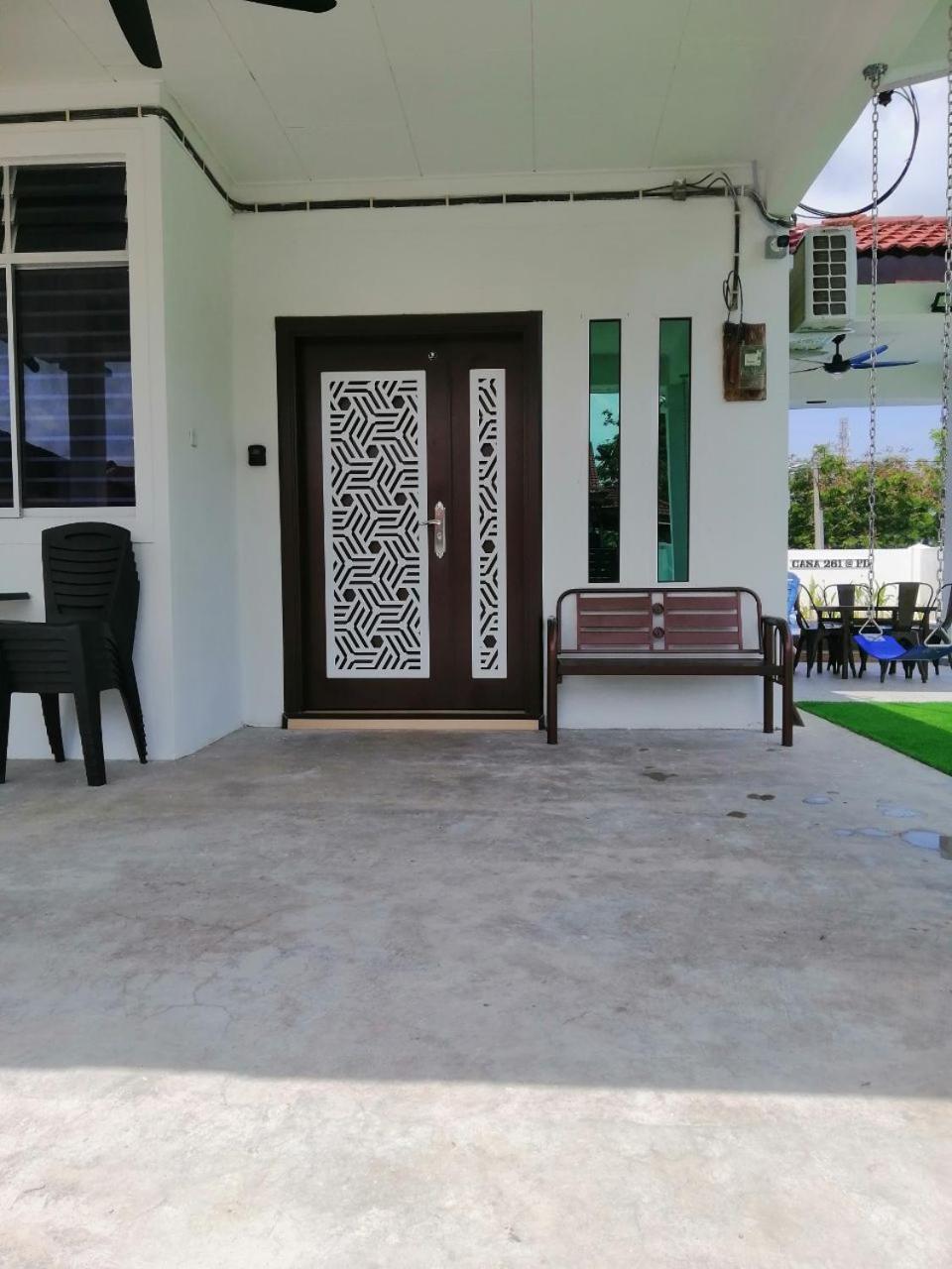 Casa261 Homestay Pd Петалинг Джая Екстериор снимка
